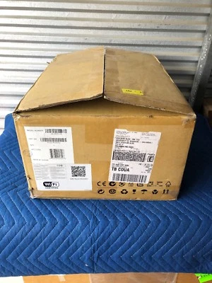 Juniper Networks WLA632-US Dual-radio, 3x3 MIMO wireless access point  - Image 1 of 4