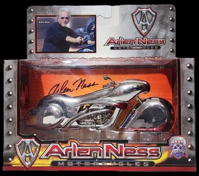 Arlen Ness Smooth-Ness Iron Legends Silver Red 1:18 Scale Die-cast Toy Zone NIB - Image 1 of 4