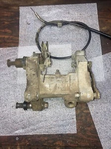 1985 Suzuki Lt250ef Rear Axle Carrier - Picture 1 of 4