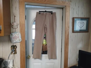 NWT Architect Beige Wrinkle Resistant Staright Fit Pants Men's 34/29 - Picture 1 of 3