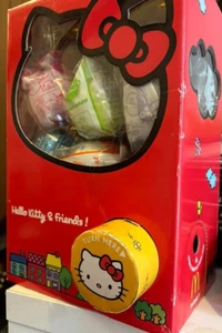 sale happy meal McDonald's Hello Kitty mini plush magnet  Set unopened  2007 - Picture 1 of 6