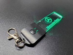 Llavero/llavero luz LED MERCEDES-BENZ - 7 colores LED - logotipo coche - insignia - Imagen 1 de 11