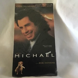 MICHAEL (VHS) John Travolta, Andie MacDowell, William Hurt, Bob Hoskins - Picture 1 of 3