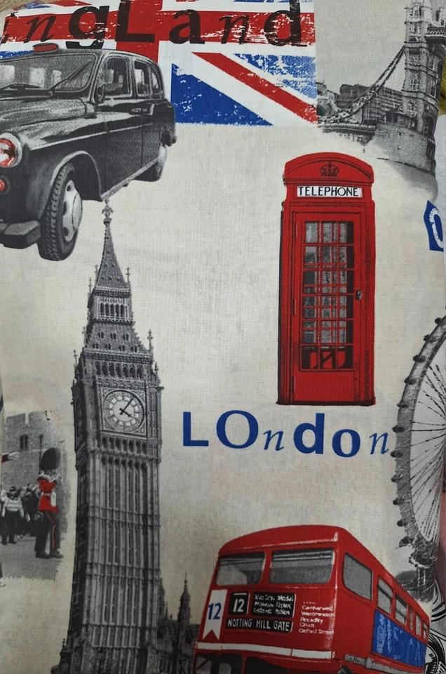 completo cuscini per letto a ponte o cassettone disegno London - Immagine 1 di 1