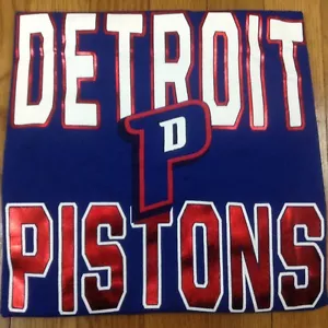 NWT NBA Detroit Pistons Womens Short Sleeve V Neck Tee Shirt Sz L Basketball - Picture 1 of 5
