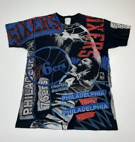 VTG 90s PHILADELPHIA 76ers Sixers Charles Barkley T-Shirt All Over Print AOP Men Cover