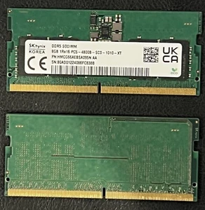 SKHYNIX HMCG66AEBSA095N AA- 16GB KIT: 2 PCS- 8GB DDR5 1Rx16 PC5-4800B-S SODIMM - Picture 1 of 1