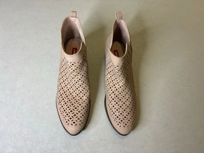 UNIONBAY Rosa Western Mujer’s Botines Sin Cordones Botines Talla 8 Corte Láser Dividido Foto 1 de 4