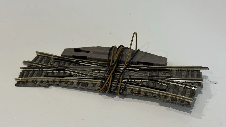 Fleischmann N Gauge 9184 Profi Track Motorised Double Slip Left Switch Point - Image 1 of 1