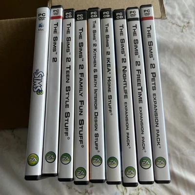 Die Sims 2 und 3 PC Spiel mit Hauptversion und 7 Sims 2 Erweiterungspacks Konvolut - Bild 1 von 4