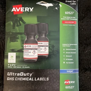AVERY 60527 ULTRA DUTY GHS CHEMISCHE TINTENSTRAHL-ETIKETTEN 1 x 2 1/2 in weiß 600/Packung - Bild 1 von 2