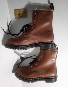 Größe 7 DrMarten Damenstiefel 1460 Serena vegan mit Kunstfell gefüttert Doctor Martin's neu mit Etikett  - Bild 1 von 9