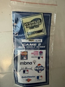 2004 WORLD SERIES PIN (Boston Red Sox) Game 2 FENWAY PARK Limited Edition 60,000 - Picture 1 of 2