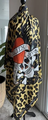 ED HARDY 4 FORMAS DE USAR BUFANDA NUEVA CON ETIQUETAS LOVE KILLS SLOW ANIMAL PRINT NUEVO CON ETIQUETAS 42x42 Foto 1 de 4