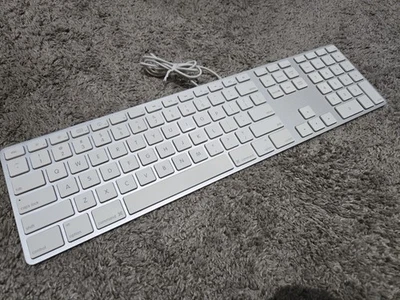Apple A1243 Aluminum Wired Keyboard MB110LL/A, Full Size, Slim, Mac, Genuine OEM - Image 1 of 3