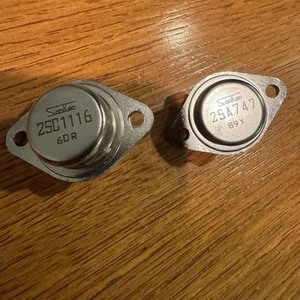 TRANSISTORES DE SALIDA DE AUDIO HUNDIDOS ORIGINALES MARANTZ 2SC1116 Y 2SA747 RETIRADOS 2325 - Imagen 1 de 4