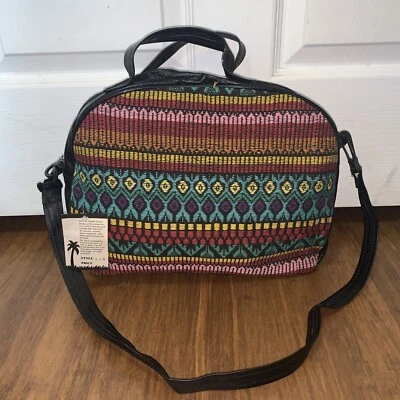 Nuevo con etiquetas Bolso de Playa Sun N Sand Bordado Colorido Bolsillo con Cremallera Correa para el Hombro Foto 1 de 4