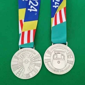 1:1 Repro EURO 2024 Champions Medal European Championship Final Silver Medal - Picture 1 of 2