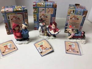 3 Enesco Raggedy Ann & Andy Christmas Holiday Figurines 709050 597457 709042 VGC - Picture 1 of 11
