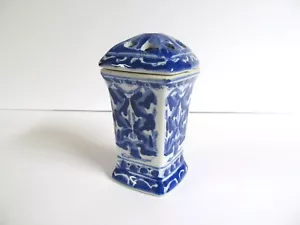 VTG Flower Frog Vase Blue White Two's Company Canton Collection - Picture 1 of 6