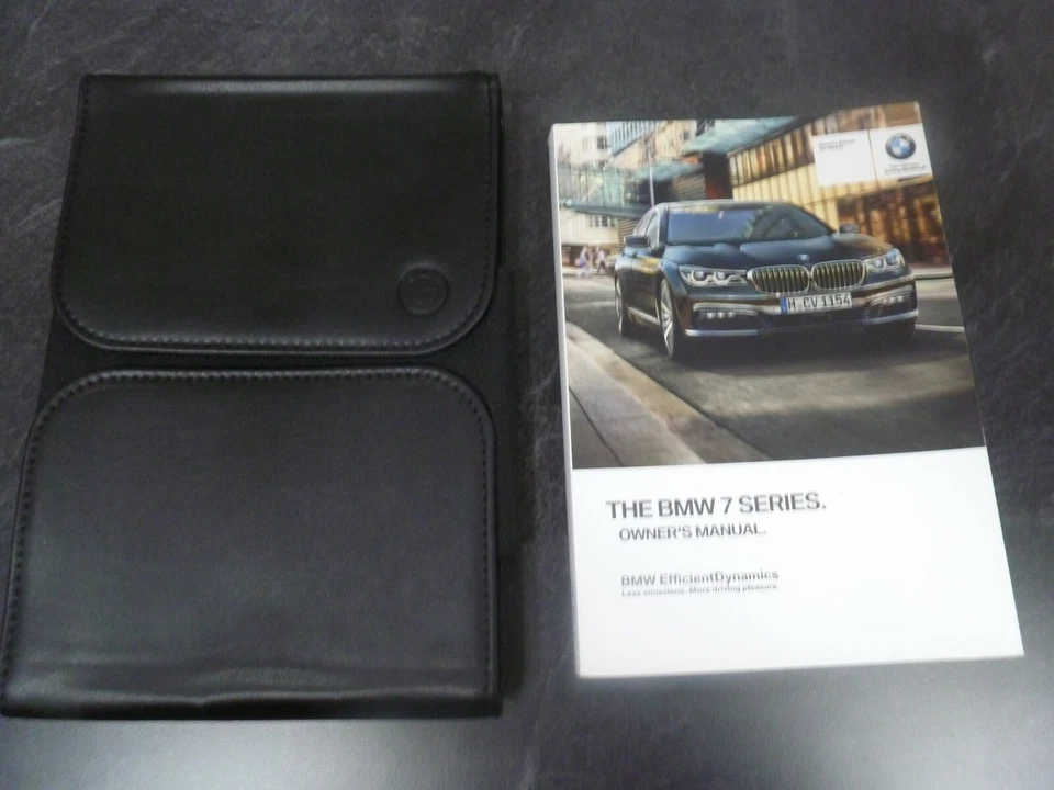 2017 BMW 7 Series 740i 740e 750i Alpina B7 xDrive iPerformance Owner Manual Set Foto 1 de 1