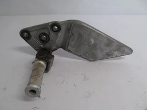 1997 SUZUKI GSF 600 S BANDIT FRONT FOOT REST BRACKET WITH PEDAL AND PEG LEFT - Picture 1 of 6