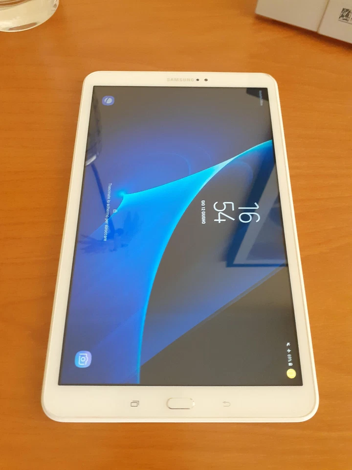 Samsung Galaxy Tab A 10.1 2016 SM-T580 Wi-Fi Android Bianco 16GB SD 32GB RAM 2GB - Immagine 1 di 4
