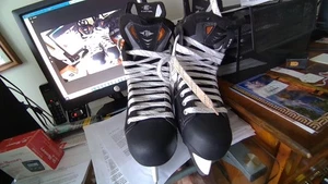 Easton Synergy EQ3 - Razor Bladz 2 - Eishockey Schlittschuhe - Herren Größe 10D - Bild 1 von 6