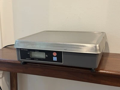 AVERY BERKEL [Weigh-tronix] 30 lb. POS Postal Package Scale & Power Supply - Image 1 of 4