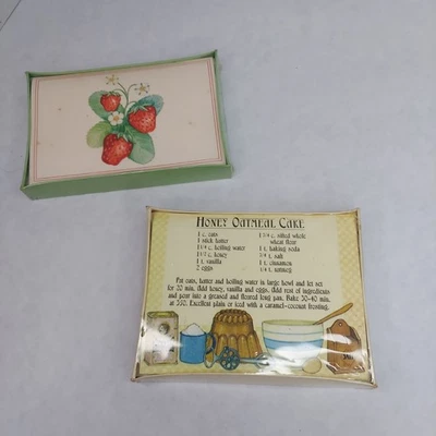 HALLMARK Strawberry & Cake 18 BLANK NOTE CARDS Vintage Set STATIONARY ENVELOPES - Image 1 of 4