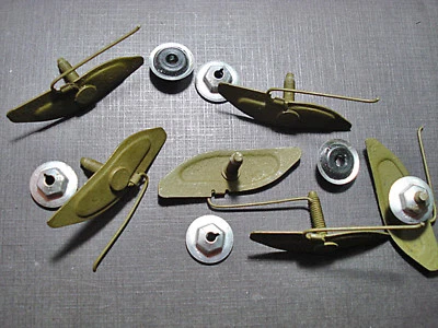 6 piezas Ford Guardabarros Cuarto Clips Moldura PAL Sellador Tuercas 1-1/4" a 1-1/2" NORS Foto 1 de 4