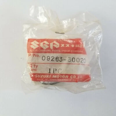 Cojinete rueda trasera Suzuki NOS OEM 09263-30020 GV1400 Foto 1 de 4