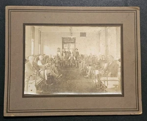 Antigua foto de tarjeta de gabinete: identificación de la antigua casa del soldado Kansas veteranos militares de Estados Unidos - Imagen 1 de 8