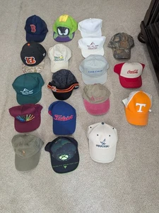 Lot of 18 Hat Snapback Vintage Trucker Farmer Masters Golf Reseller Estate READ - Picture 1 of 6