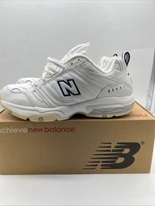 New Balance 621 Cross Training White Walking Shoes Size 8 D Wide Leather - Picture 1 of 8
