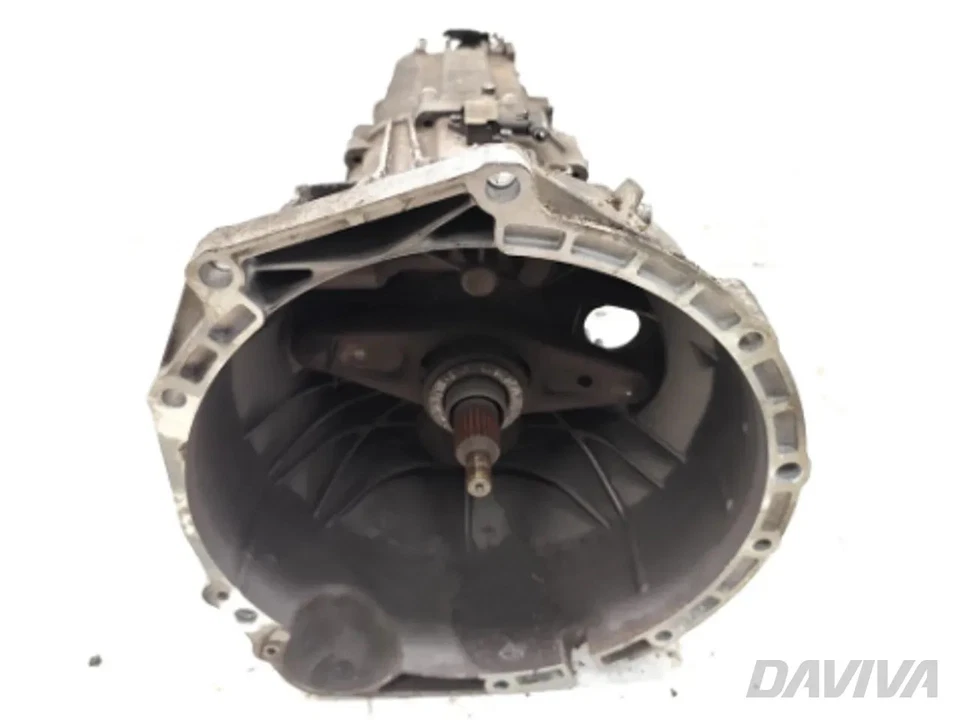 BMW 3 Series 6-Gang-Schaltgetriebe 320d Diesel 130kW (177 HP) 2009 Saloon - Image 1 of 4