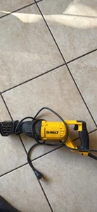 DEWALT DWE305 12Amp Variable Speed Corded Reciprocating Saw (T1-A2) - Picture 1 of 4