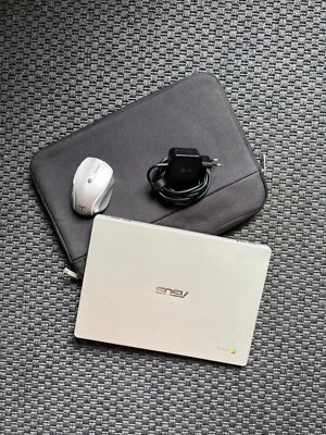 Ordinateur portable | ASUS Chromebook C423N - Photo 1/3