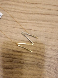 10k Letter M necklace - Picture 1 of 3