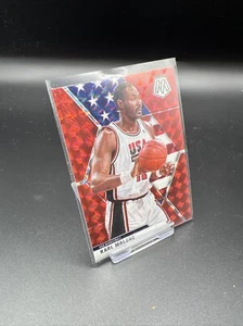 2019-20 Panini Mosaic - USA Basketball Pink Prizm #257 Karl Malone - Bild 1 von 2