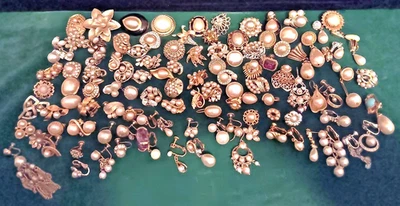 110 PENDIENTES ÚNICOS Todos DE COLECCIÓN Todos DISEÑADORES IMITACIÓN PERLA ADORNADOS Clip y Tornillo Foto 1 de 4