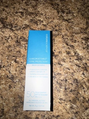Colorescience Brush-on Sunscreen Mineral Powder For Sensitive Skin, (FAIR) - Image 1 of 3