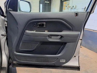 Panel interior de la puerta delantera lateral Pilot Rh Pass 2007 gris A Foto 1 de 4