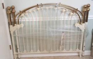 Vintage Elliot's Design White Enameled Iron and Brass Full Size Bed - Picture 1 of 5