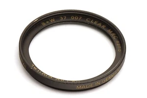 Original B&W 37 007 Clear MRC Nano Schutzfilter für ⦰ 37mm Filtergewinde - Picture 1 of 3