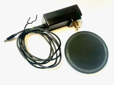 Belkin BOOST↑UP 10W Qi Certified Wireless Charging Pad for iPhone/Android -Black - Image 1 of 2