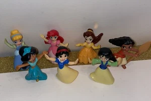 DISNEY Princesses MCDONALDS 2021 HAPPY MEAL TOYS Lot of 7 Cake Toppers Mulan - Picture 1 of 6