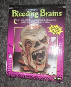 Vintage Halloween Bleeding Brains Skull Candle gory oozing blood - Foto 1 di 9