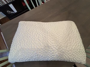 Nest Bedding Easy Breather Natural Cotton Standard Bed Pillow - Luxury Comfort - Picture 1 of 3