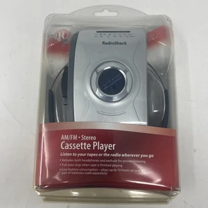 Radio Shack Portable AM/FM Cassette Player 12-320  Walkman - Picture 1 of 2